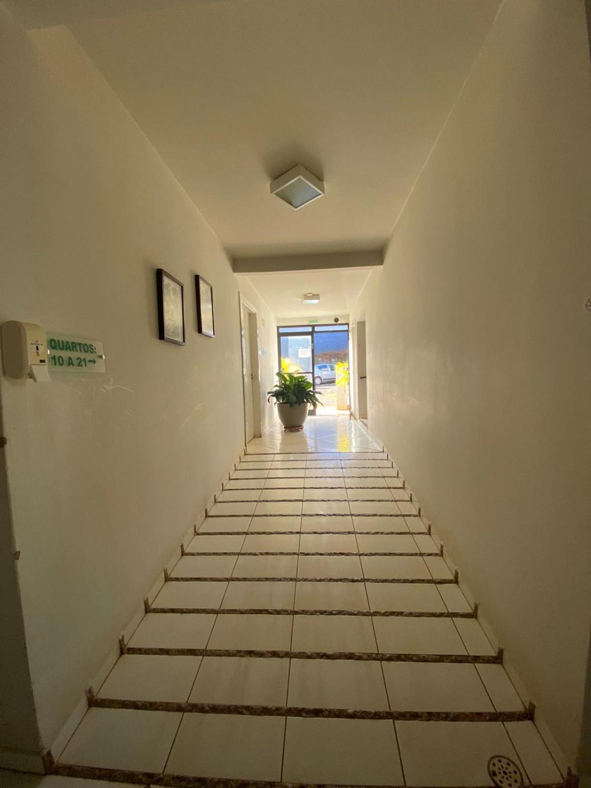 Hotel Recanto Dos Ipes Frutal Esterno foto